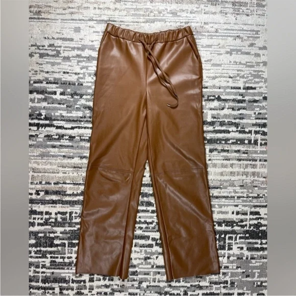 Seven Sisters Highrise Beige Wide Leg Faux Leather Joggers Size Medium - Picture 2 of 11